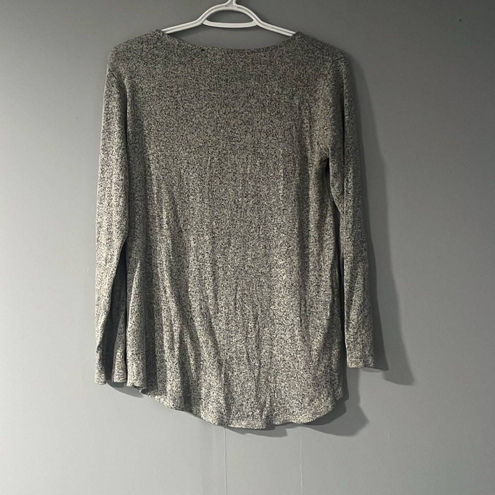 Lily Morgan Long Sleeve Top Size Medium - Picture 4 of 4